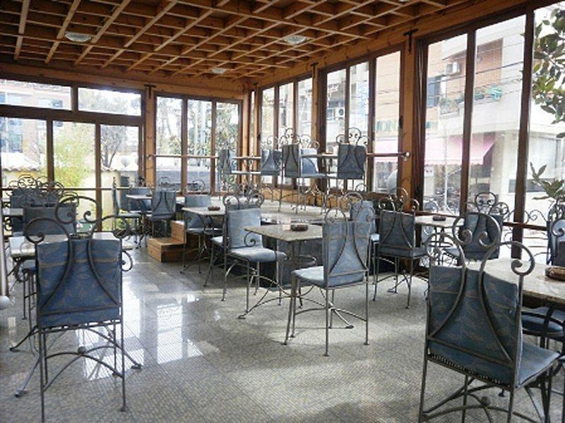 Hotel Elysee Tirana Restaurant photo